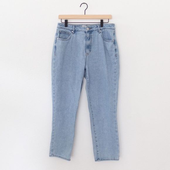PacSun Denim - PacSun Light Blue Ultra High Waisted Slim Fit Mom Jeans Size 30